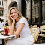 Sophie from London